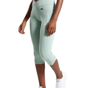 Gymshark Poise Cropped Performance Pants Small